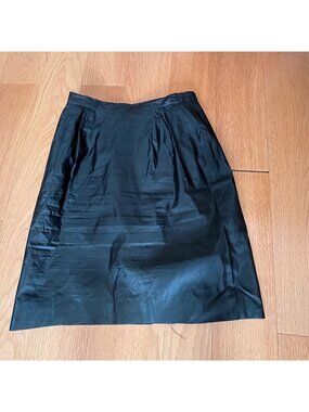 VTG J. PETERMAN COMPANY  Forest Green‎ Silk Skirt Size 6